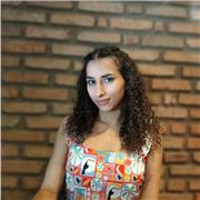 Professora com experiência em aula de reforço e disponibilidade de horário