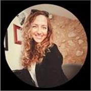 Liebe alle, mein Name ist Petra und fast 12 Jahren lebe ich in Spanien. Das heißt, ich habe auch einmal spanische Sprache gelernt.