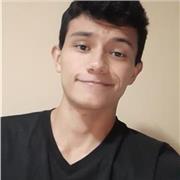 Estudiante de ingeniería para ayuda y entendimiento de las matemáticas