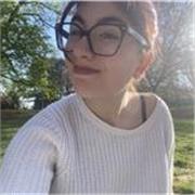 Studentessa del liceo offre aiuto compiti di tutte le materie e lezioni di inglese per bambini