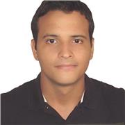 Licenciado en educación fisica recreación y deportes, ofrece sus servicios como docente, formador y masajista