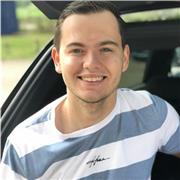 Experienced and well-reviewed English tutor