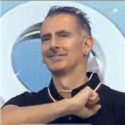 Titulado en Filología inglesa con especialización en pedagogía brinda apoyo escolar, traducción, corrección y conversación online