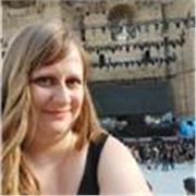 Professeure avec 6 ans d'expérience donne des cours d'ANGLAIS en ligne pour tout public et tout niveau. Contactez-moi vite !