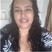 Educadora de jovens e adultos, com o início de alfabetização, depois as séries segundo e terceiro ano depois quarta e quinta série