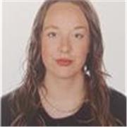 Monitora de ocio y/o tiempo libre con curso válido hecho.