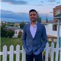 Öğrenci ihtiyacı ve sınavlara yönelik dersler veriyorum