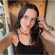 Profesora de apoyo escolar para niños de primaria o la ESO. Puedo dar clase de francés(B2), de inglés (C2), matemáticas u otra