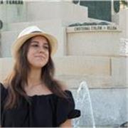 Estudiante universitaria, clases particulares de asignaturas troncales e idiomas
