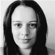 Insegnante in tecniche turistiche e ristorative, con anni di esperienza nel settore, offro disponibilità anche per ripetizioni