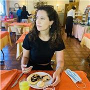 Laureata in lingue e letterature moderne con specialistica in “didattica” offre lezioni di lingua, cultura e letteratura spagnola