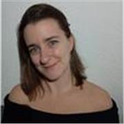 Soy profesora de inglés y teatro, nativa en inglés, con más de 5 años de experiencia