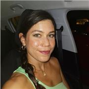 Profesora de inglés que ofrece clases tanto de refuerzo, como de avance como de preparación para el inglés