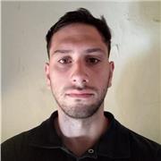 estudiante avanzado de ingenieria mecanica