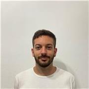 Profesor de Historia (Secundaria) da clases tanto presenciales como virtuales