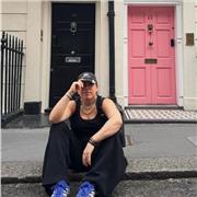 Profesora de ingles con experiencia viviendo en Inglaterra 5 años trabajando con niños.