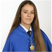 Soy Vega, graduada en química por la USAL. ¡Mejora tus Matemáticas con claridad y confianza!