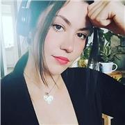 Qualifizierter Spanischlehrerin für Online-Unterricht