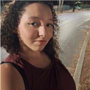 Je compte faire du soutien scolaire en primaire et même au collège. Je suis titulaire d'un M1 et étudiante en M2.