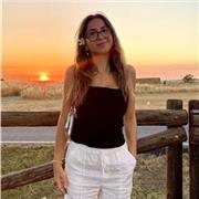 Estudiante de Magisterio de Educación Primaria con experiencia impartiendo clases particulares a niños/as de diferentes edades.