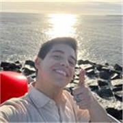 Experienced tutor specialized in Spanish and STEM subjects teaches students of all ages