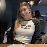 Studentessa di lingue straniere presso corso magistrale impartisce lezioni di Inglese e tedesco (sia online che in presenza ma solo zona Verona centr)