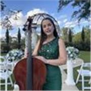 Soy maestra de violoncello y me encantaría dar clases para todas las edades 