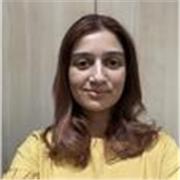 I’m a very patient person and I’m passionate about teaching. My lessons are aimed at expat student learning to speak English. 