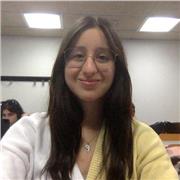 Universitaria imparte clases particulares