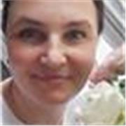 Nauczyciel ziemię prowadzi zajęcia dla dzieci 7 i 8 klasy podstawowej szkoły oraz klasy pierwszej, drugiej, trzeciej liceum