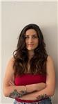 Sono una ragazza di 25 anni che ha studiato al liceo classico e poi psicologia e attualmente canto jazz in conservatorio e con ampia esperienza come baby sitter e aiuto compiti, molto paziente