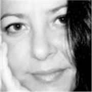 Are you looking for an English teacher who knows what it means to be a second language learner?