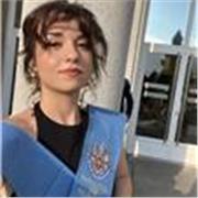 Profesora de Lengua Castellana y sus Literaturas, apta para todos los niveles académicos de la educación reglada o no reglada. 