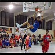Entrenador de baloncesto para todas las edades y niveles