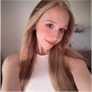 Soy una persona dinámica, bilingüe con inglés nativo australiano, puedo dar clase a todos niveles/edades! 