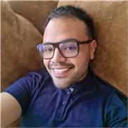 Maestro de Ciencias para dar asesorías de manera virtual