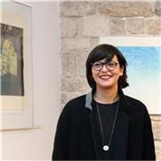 Enseignante expérimentée en histoire de l’art, bilingue en anglais, et aussi formatrice en anglais