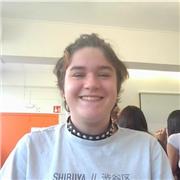 Profesor de español para extranjeros, actualmente en primero de bachiller, nativo de España. Tengo buen nivel de inglés.