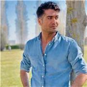 Researcher and academic teacher who teach English, Biology and support students with their future career