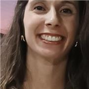 francesa nativa. Vou ensinar o francês pra os iniciantes et queles que querem evoluir