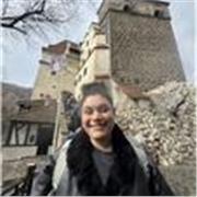 Profesora nativa de inglés con años de experiencia enseñando a alumnos de Primaria y ESO