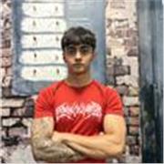 Entrenador personal especializado en ganancia de masa muscular y pérdida de grasa