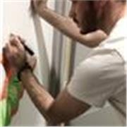 Artiste et illustrateur, je propose des cours de dessin pour débutants