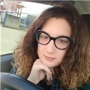 Docente di storia impartisce lezioni per smart working