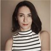 Diseñadora gráfica con máster: clases online de Photoshop, Illustrator, InDesign, Figma y Lightroom