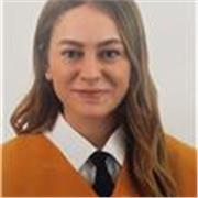 Profesora de Matemáticas desde primaria hasta la ESO.
