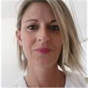 Insegnante di inglese laureata e Co certificazione c2, impartisce lezioni di inglese per recupero scolastico e preparazione esami