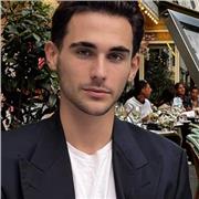 Professeur de français expérimenté, spécialiste, donnent des cours en ligne, maîtrise de la langue courante en 6 mois.