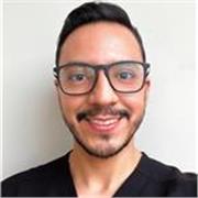 Médico general con experiencia en atención primaria, docencia universitaria y gestión académica en universidad publica