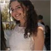 Profesora particular de inglés con más de dos años de experiencia, durante el verano imparto las clases telemáticamente